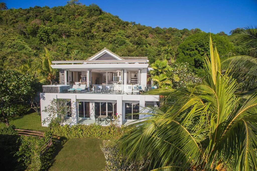 Villa Nirvana - Beachfront Tropical Chic 4Br Haven In Cape Panwa, Phuket Ban Ao Makham Bagian luar foto